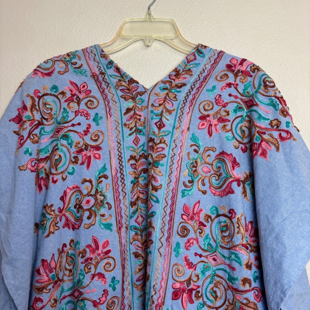 Umgee Kimono Wrap Womens S/M Blue Embroidered Floral Boho Festival Coastal Folk - Picture 13 of 13